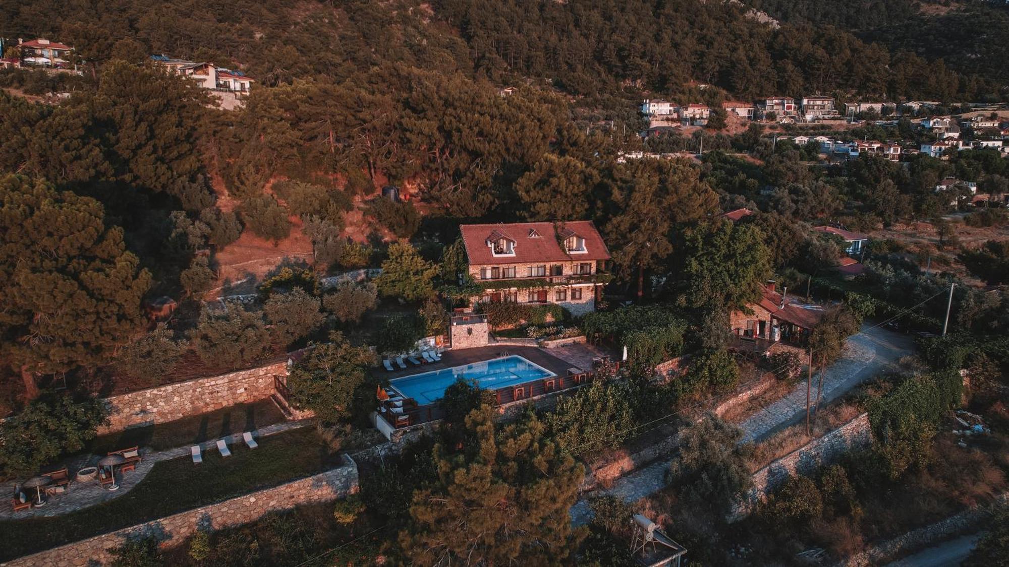 Faralia Hotel 3*